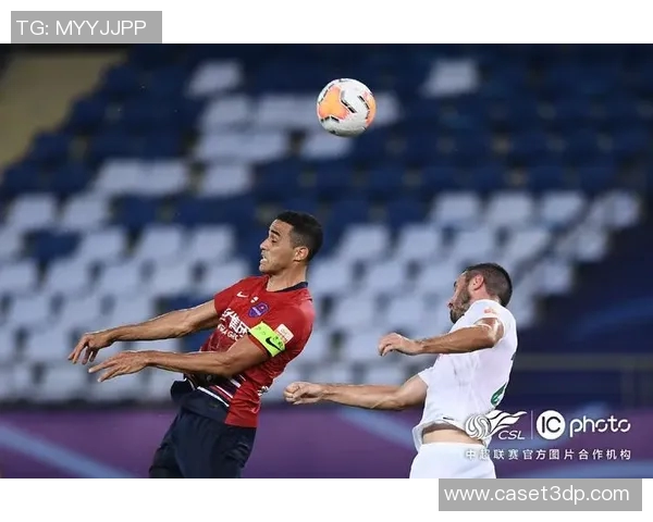 青岛黄海青港迎战重庆队期待精彩对决与激情碰撞